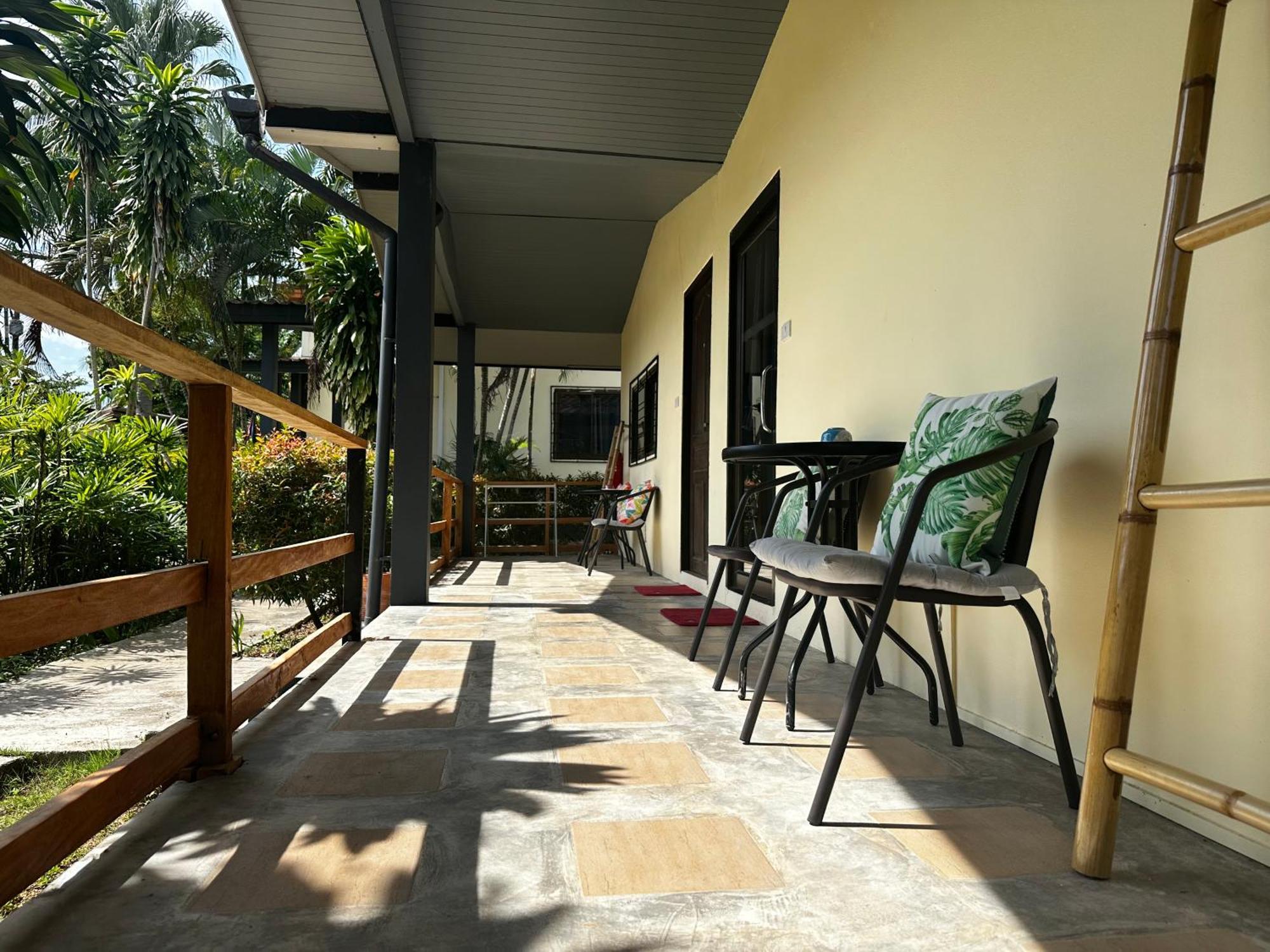Escape-Cabins Koh Lanta Bagian luar foto